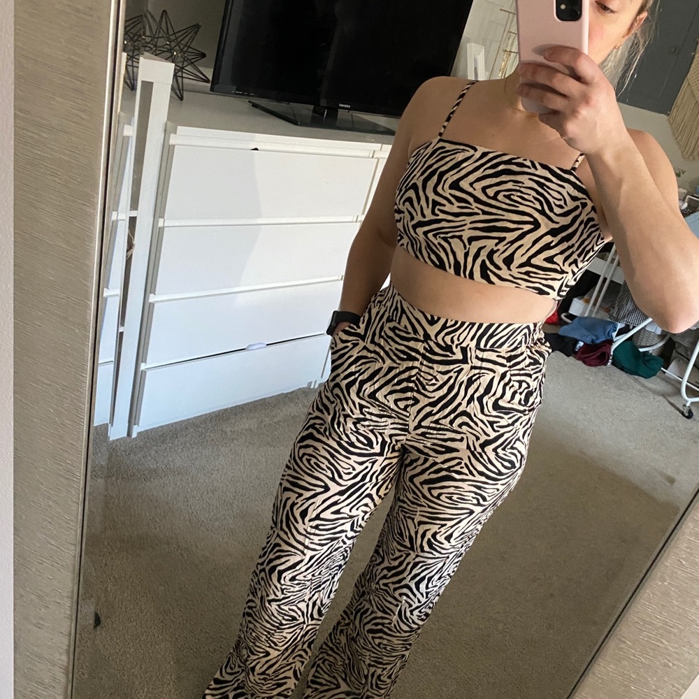 Forever 21 Zebra summer set